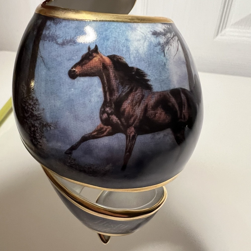 Bradford Exchange Free as the Wind Heirloom Porcelain horse ornament - Picture 2 of 4